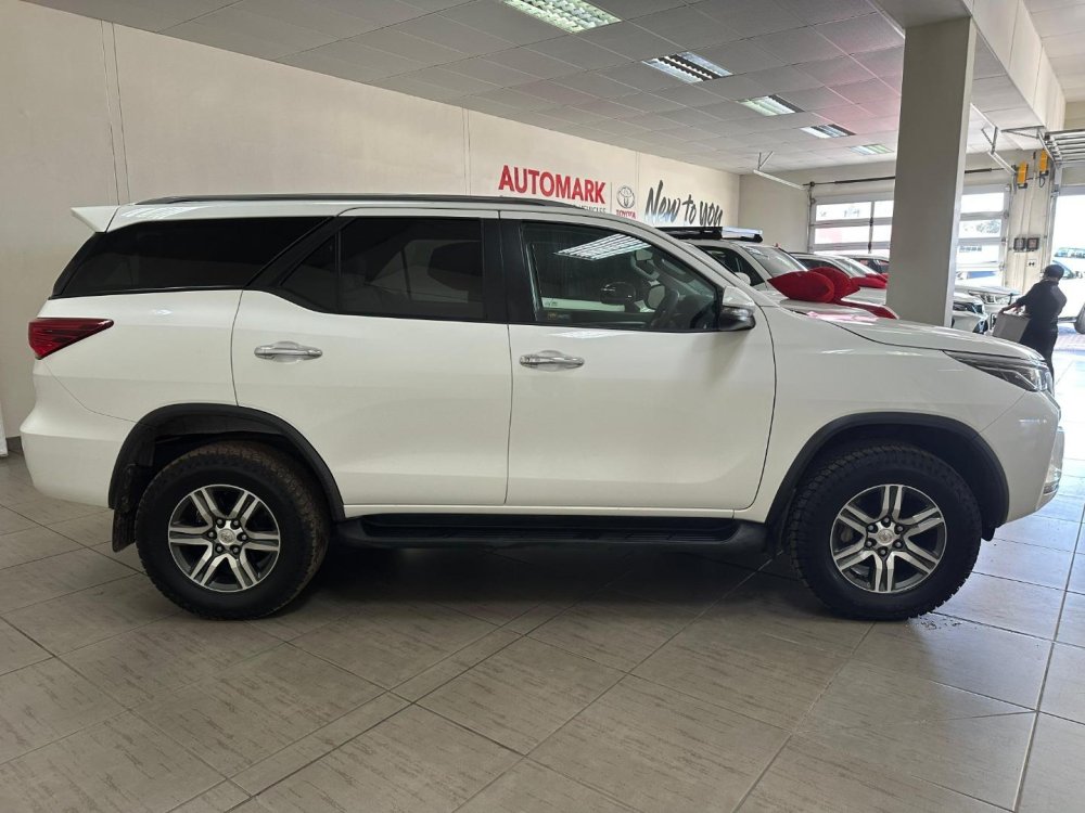 Photo 3 of 7