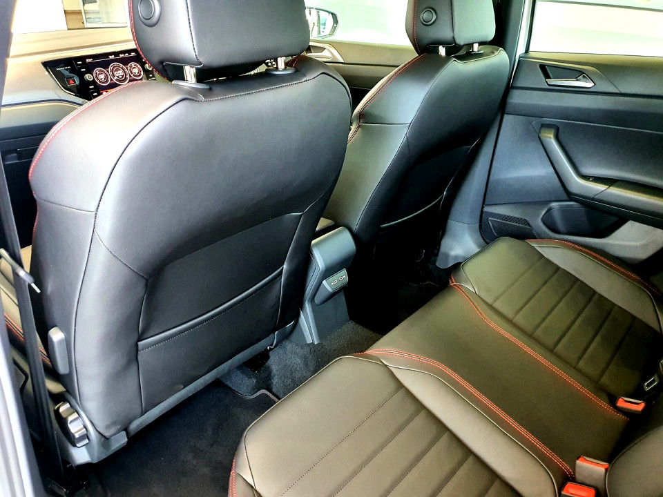 Photo 16 of 17