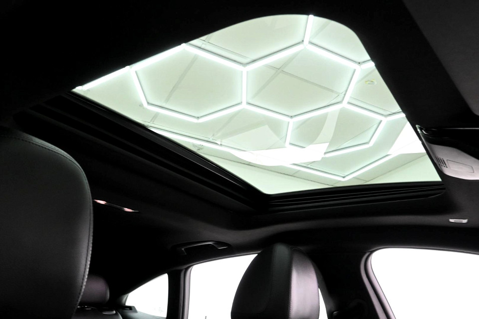 Photo 16 of 25