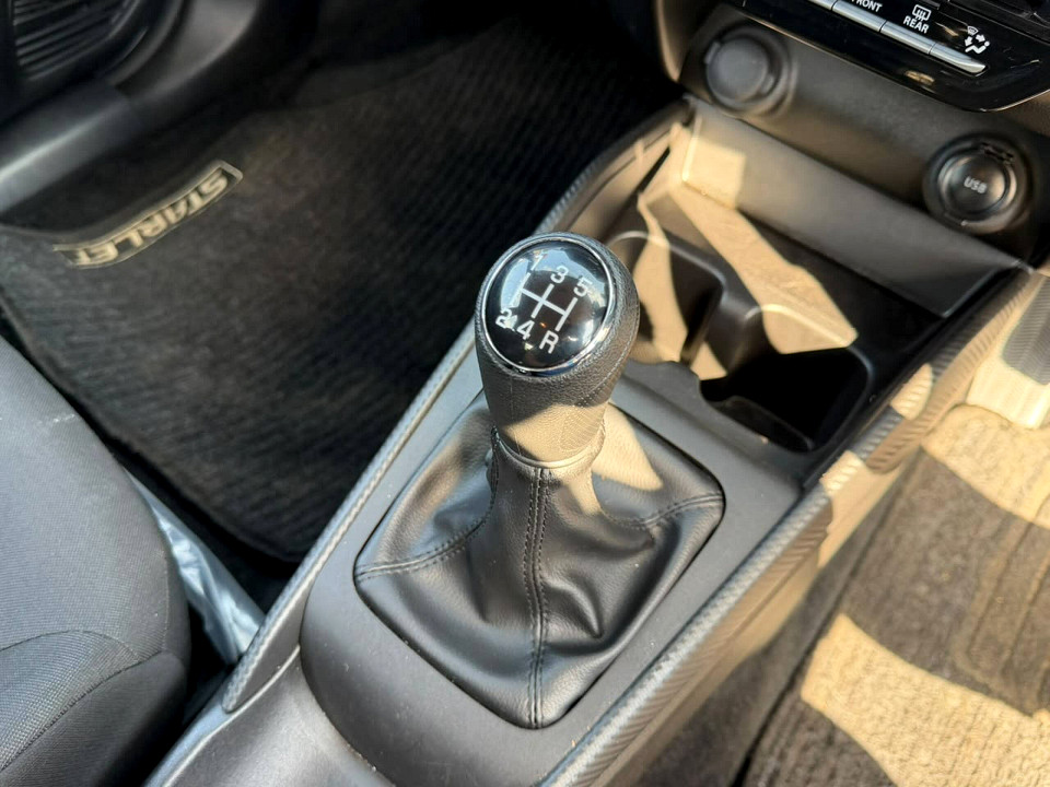Photo 14 of 18