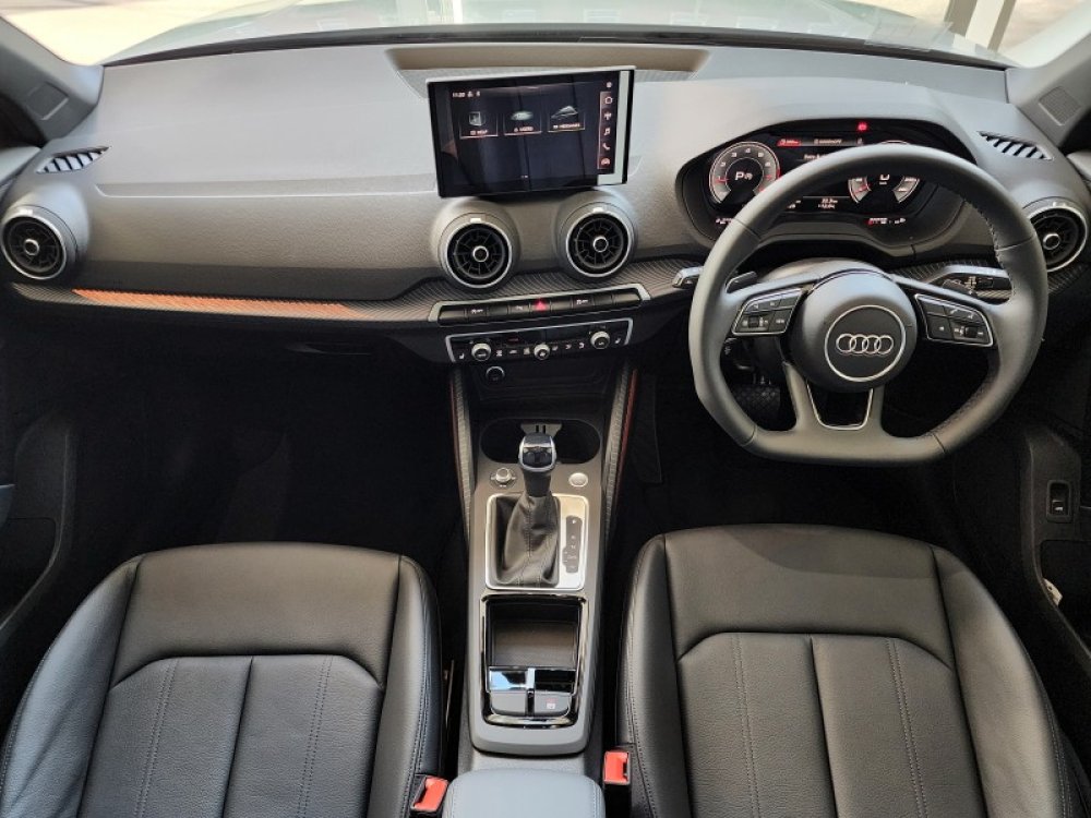 Photo 14 of 20