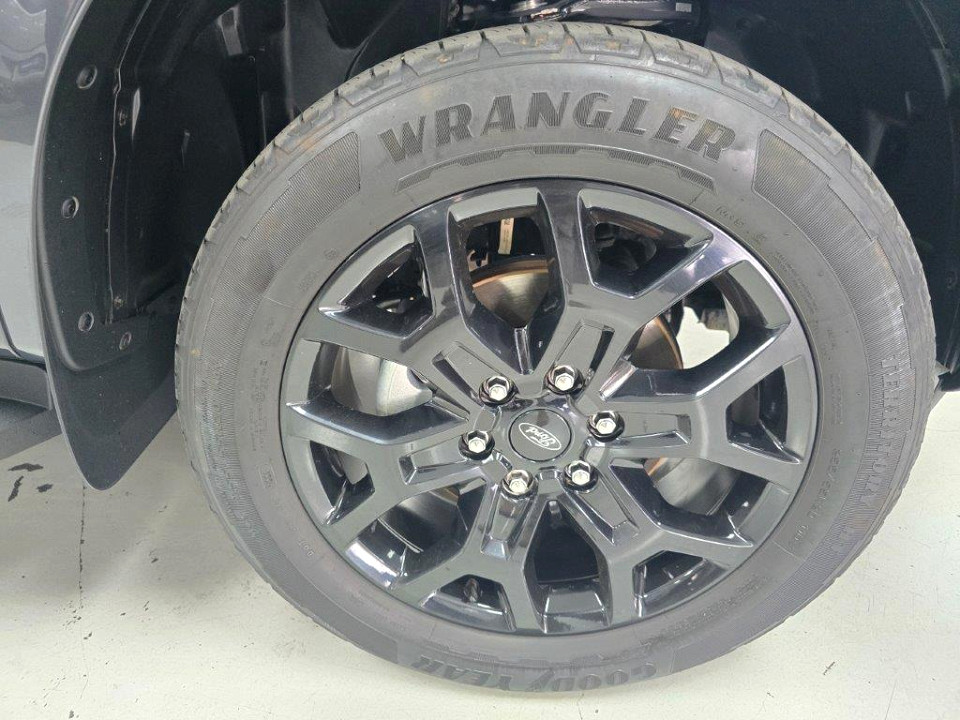 Photo 18 of 20