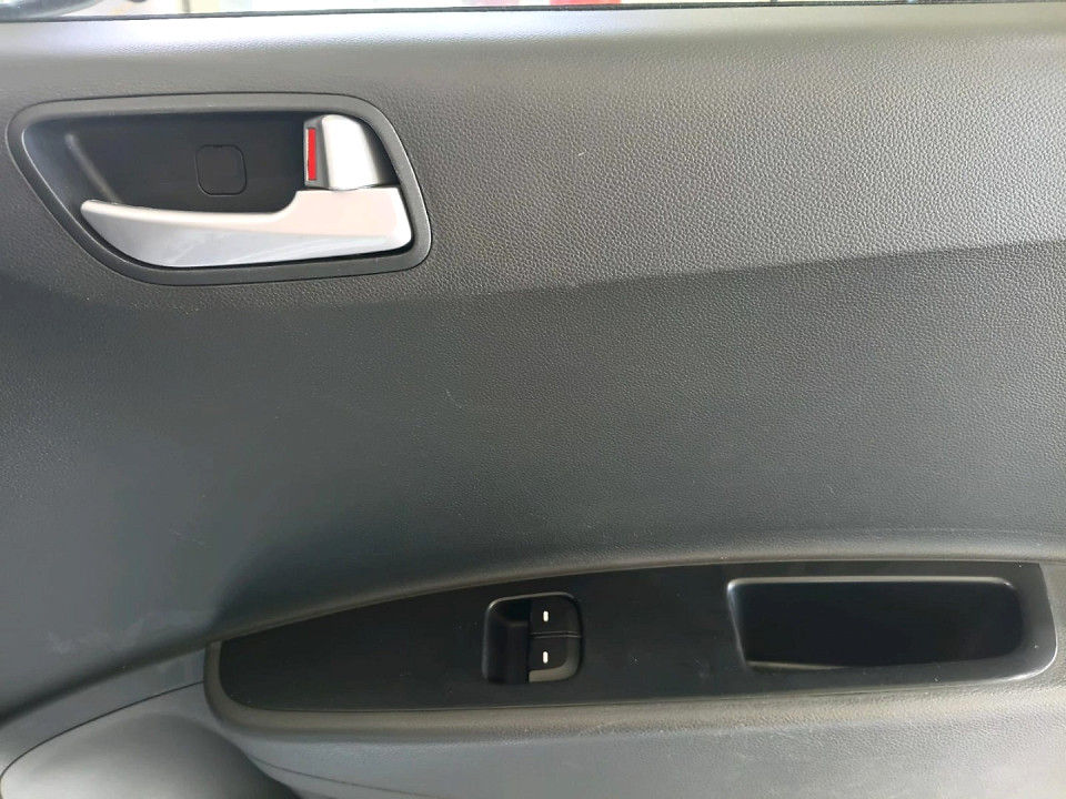 Photo 20 of 21