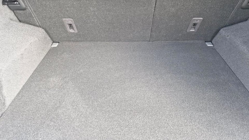 Photo 16 of 26
