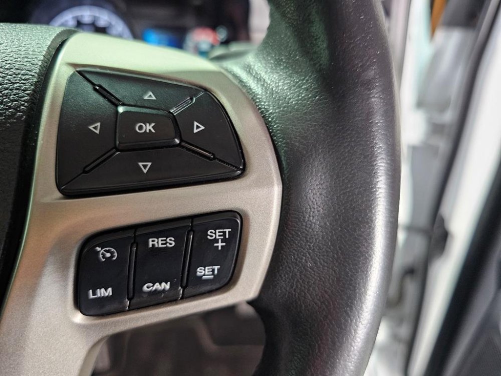 Photo 17 of 29