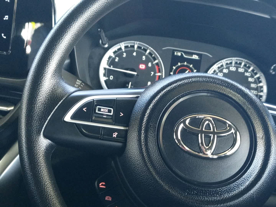 Photo 9 of 26