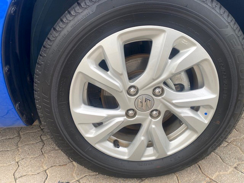 Photo 10 of 18