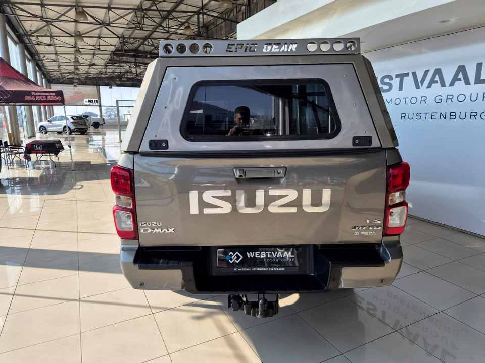 Photo 6 of 20