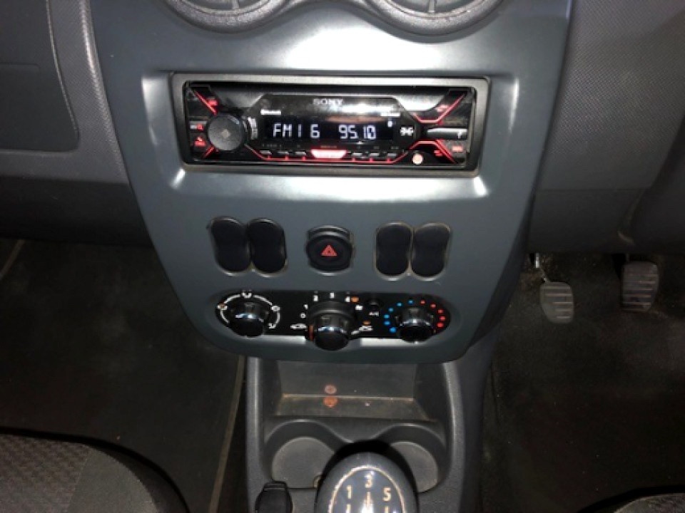 Photo 2 of 8