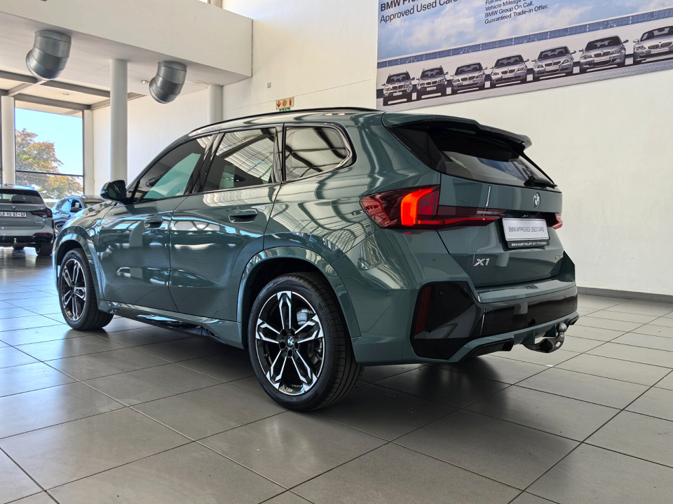 Photo 5 of 18