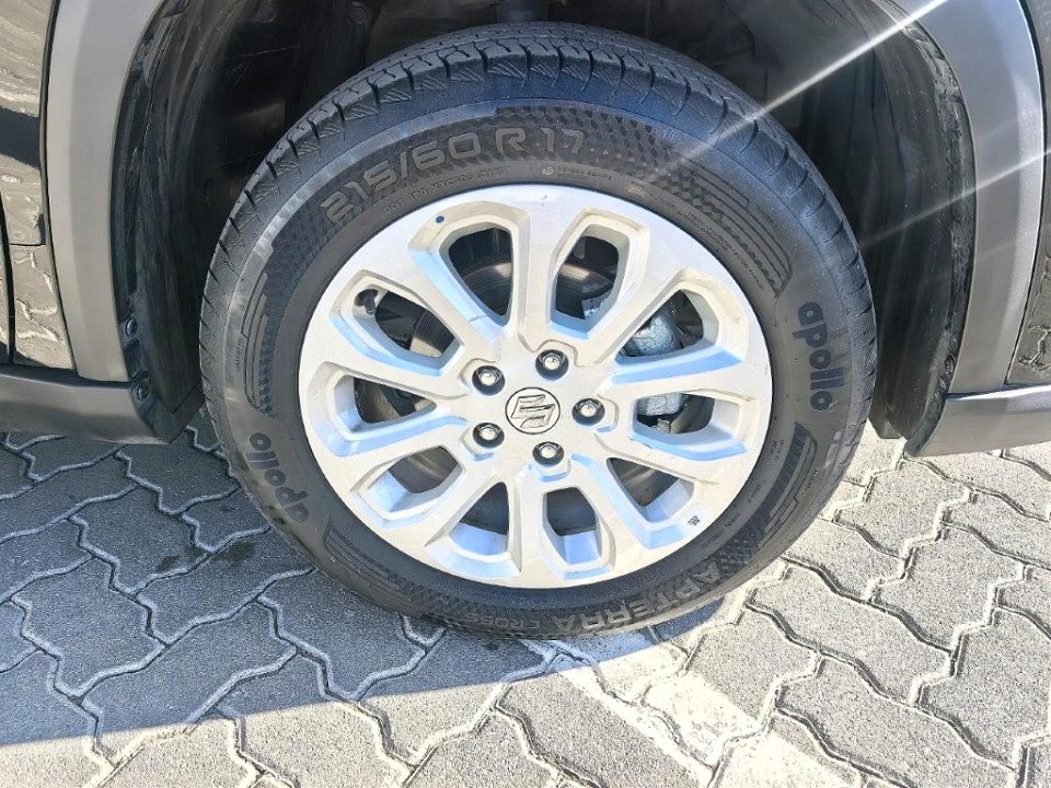 Photo 5 of 24