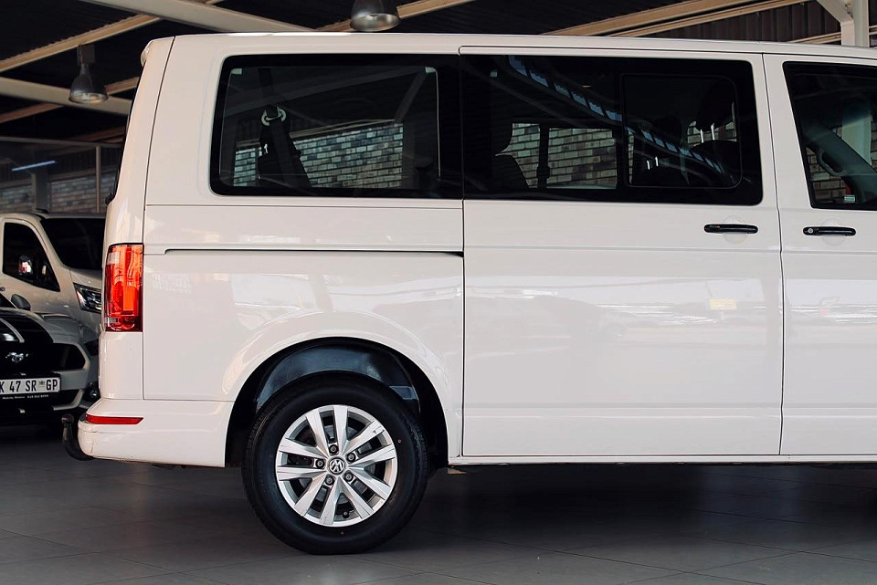 Photo 7 of 21