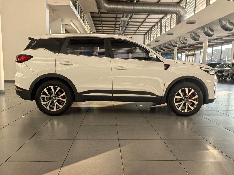 Photo 8 of 19