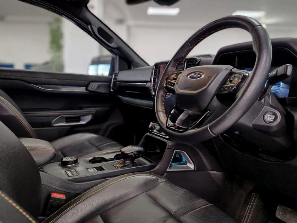 Photo 9 of 18