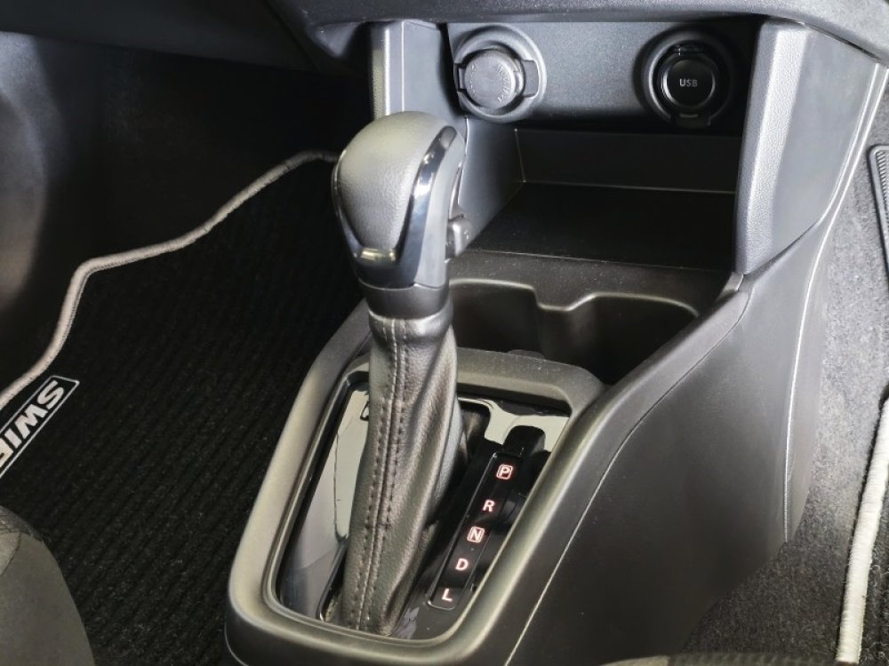 Photo 21 of 23