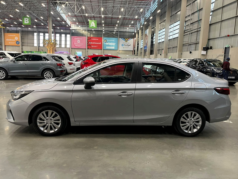Photo 4 of 14