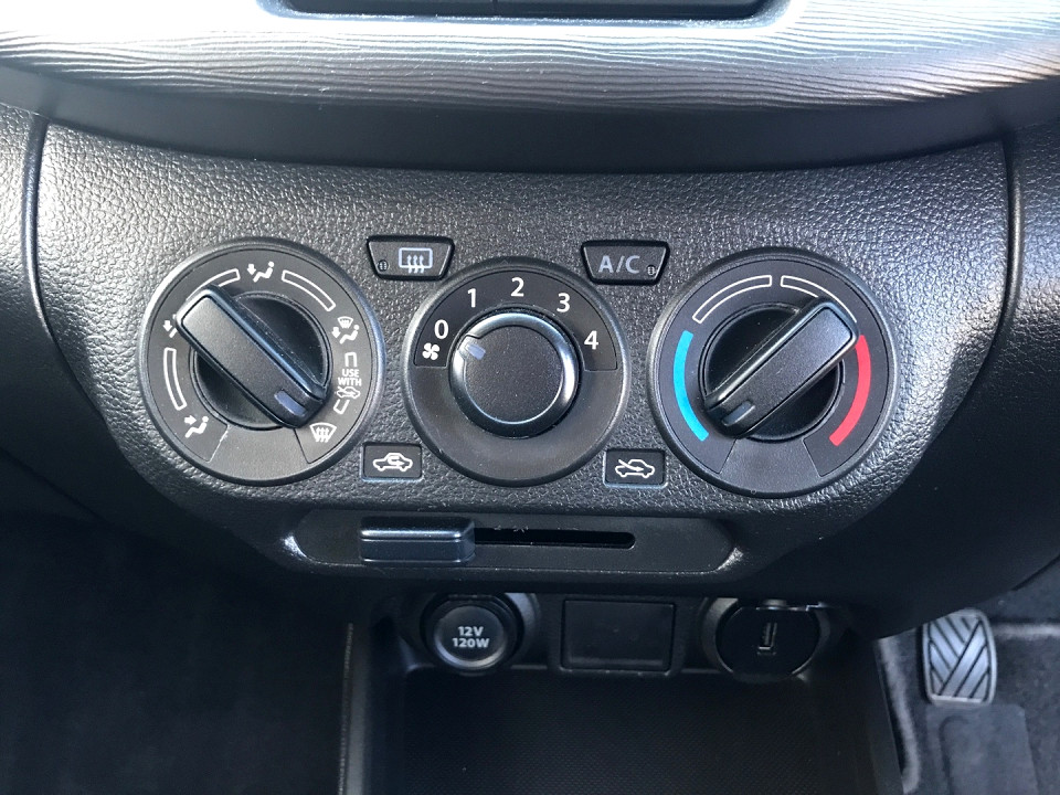 Photo 16 of 18