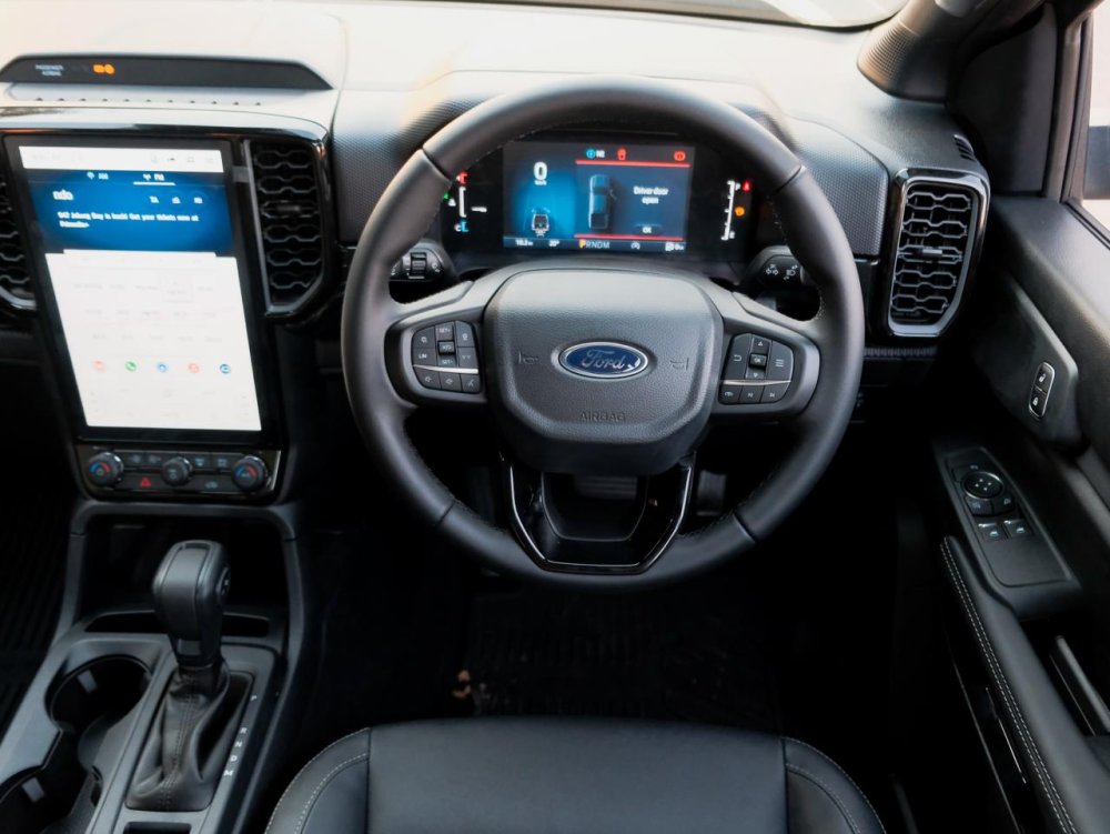 Photo 17 of 25