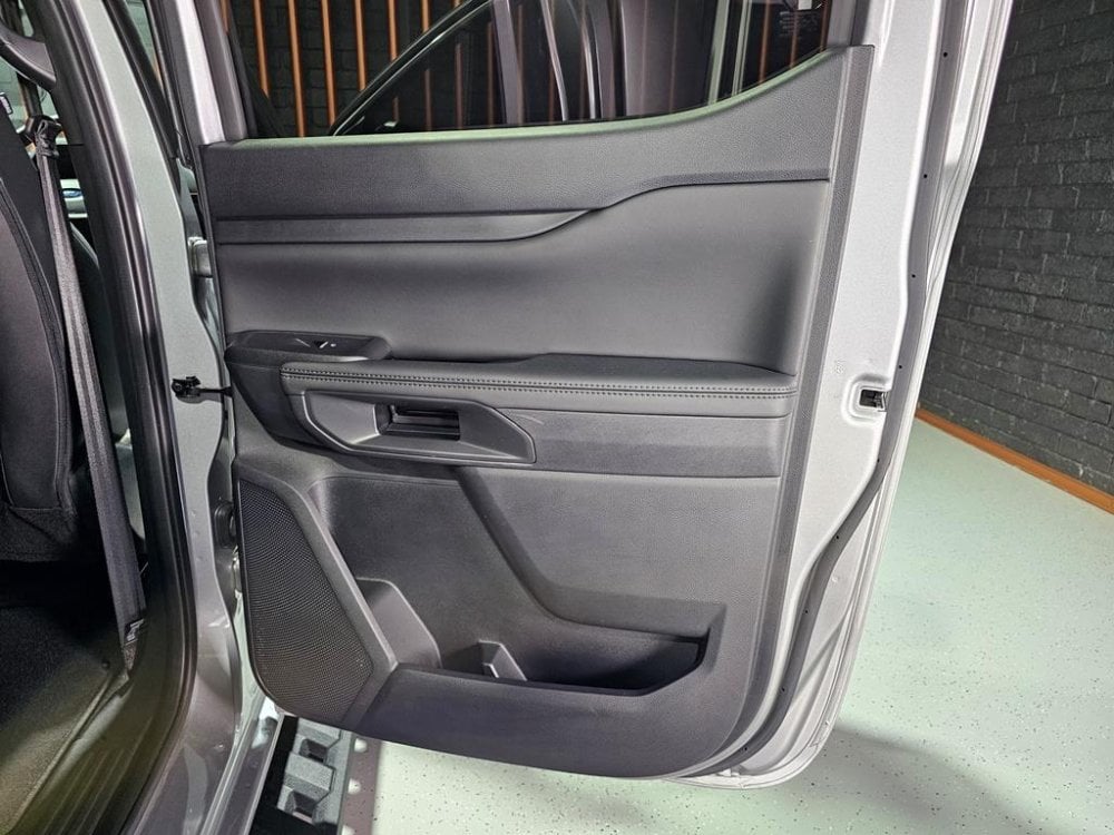 Photo 18 of 27