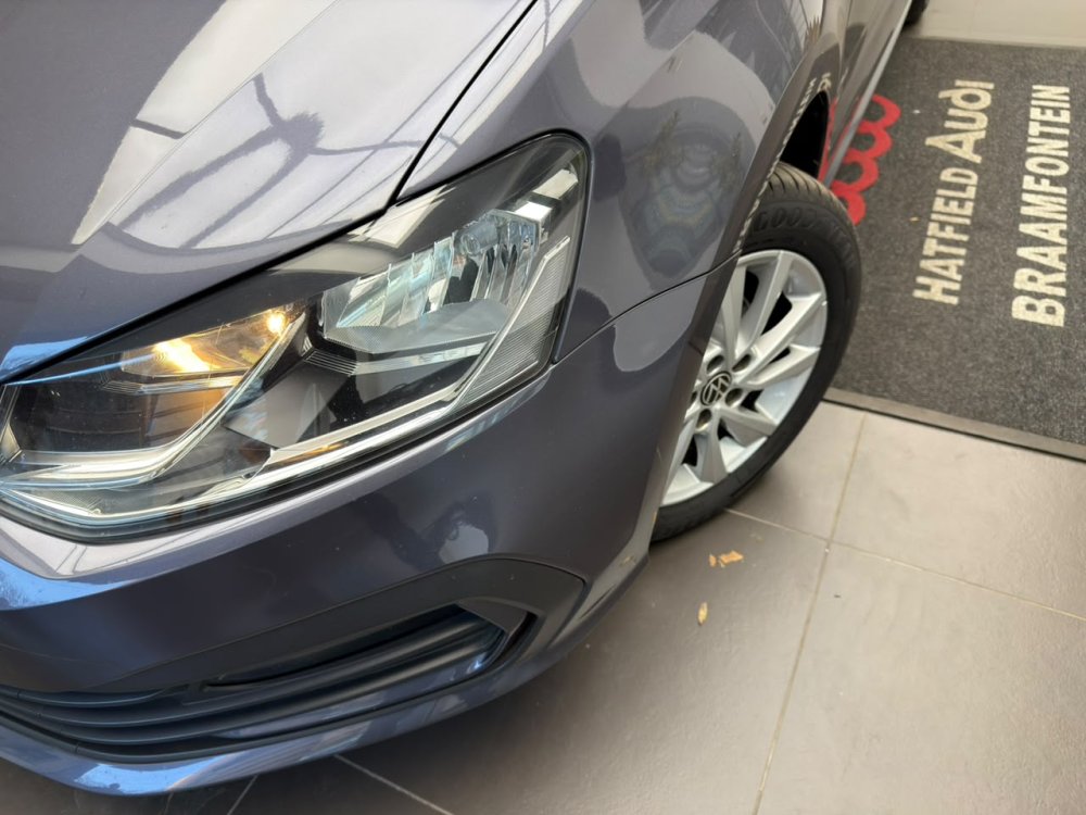 Photo 5 of 28