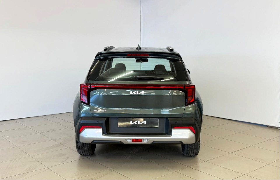 Photo 8 of 22