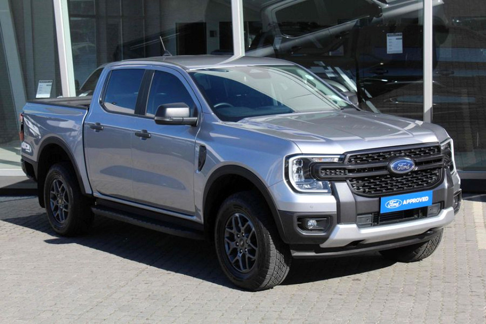 Photo 4 of 19