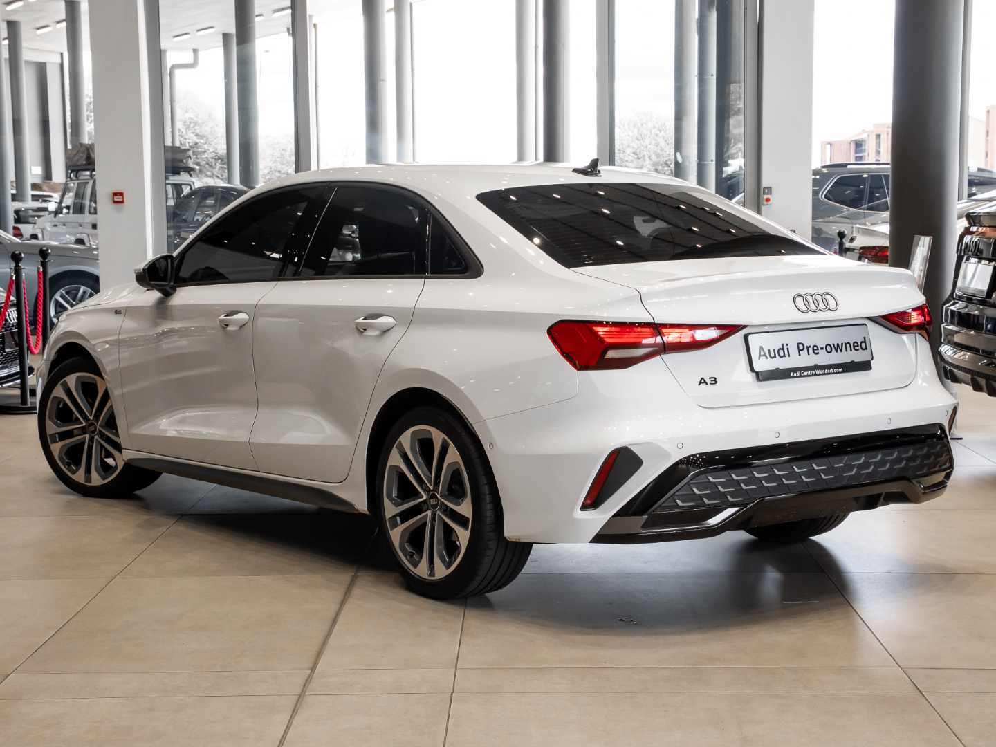 Photo 13 of 17