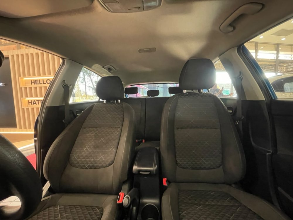 Photo 8 of 20