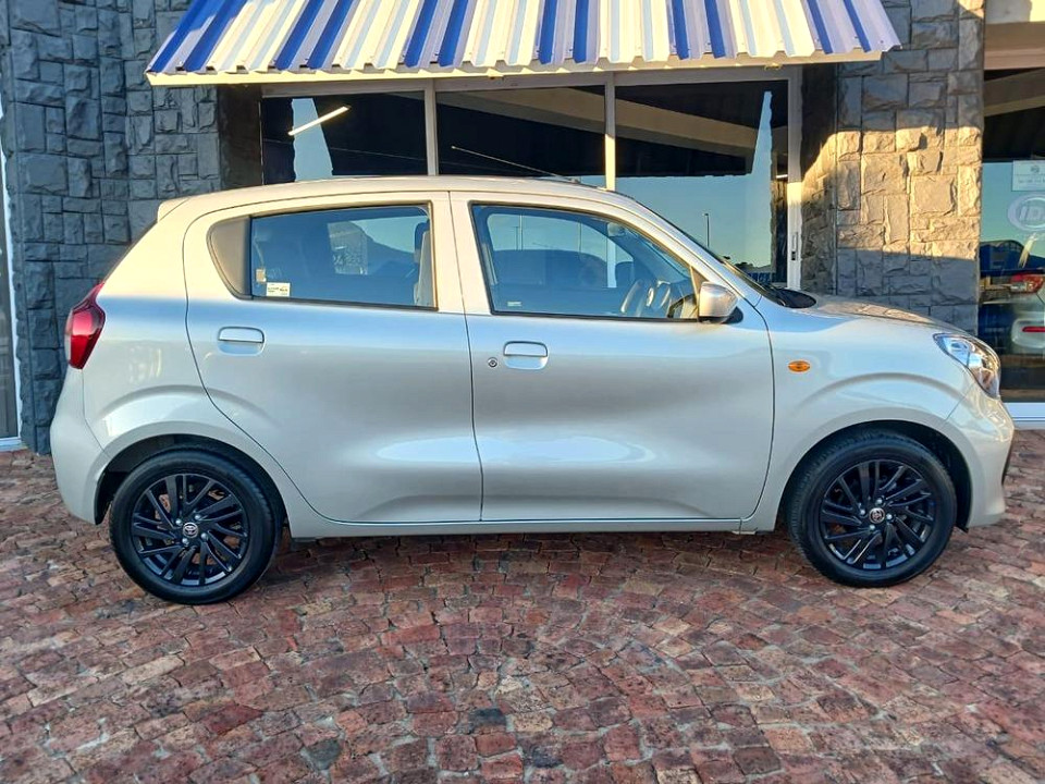 Photo 5 of 19