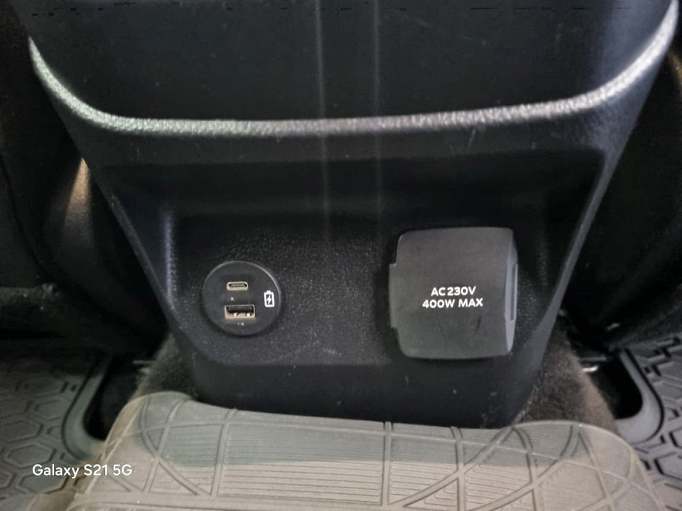 Photo 16 of 20