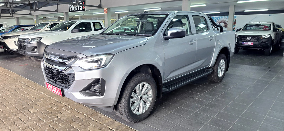 Photo 9 of 27