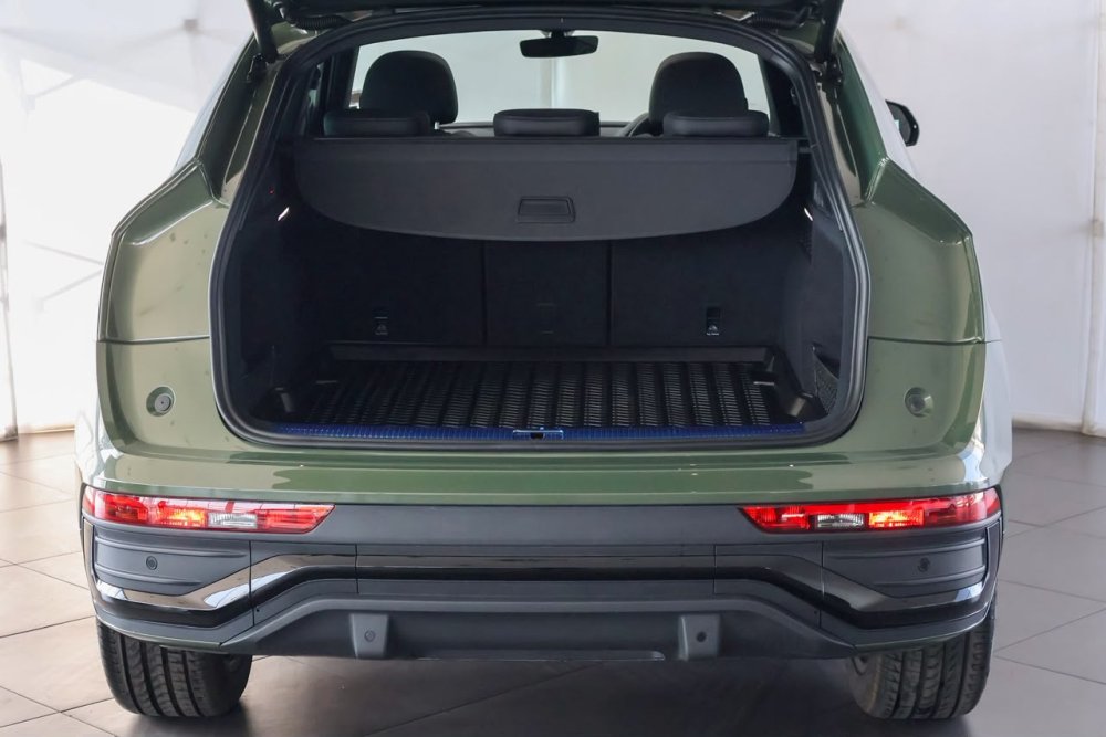 Photo 14 of 30