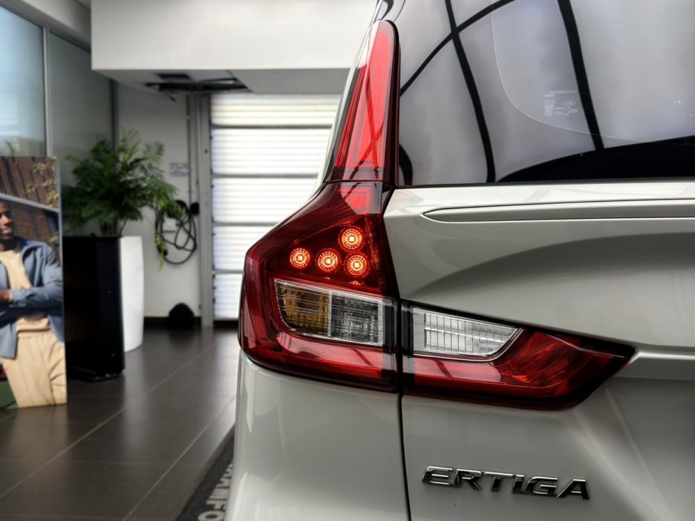 Photo 33 of 59