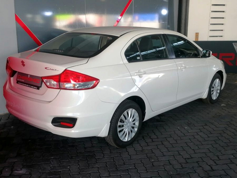Photo 6 of 26