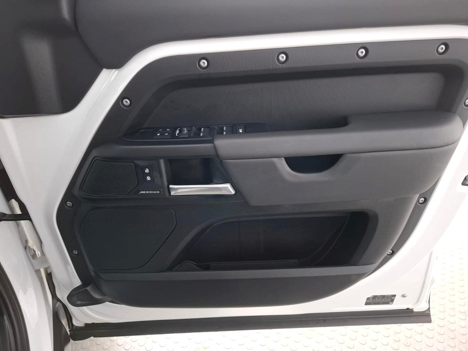Photo 20 of 26