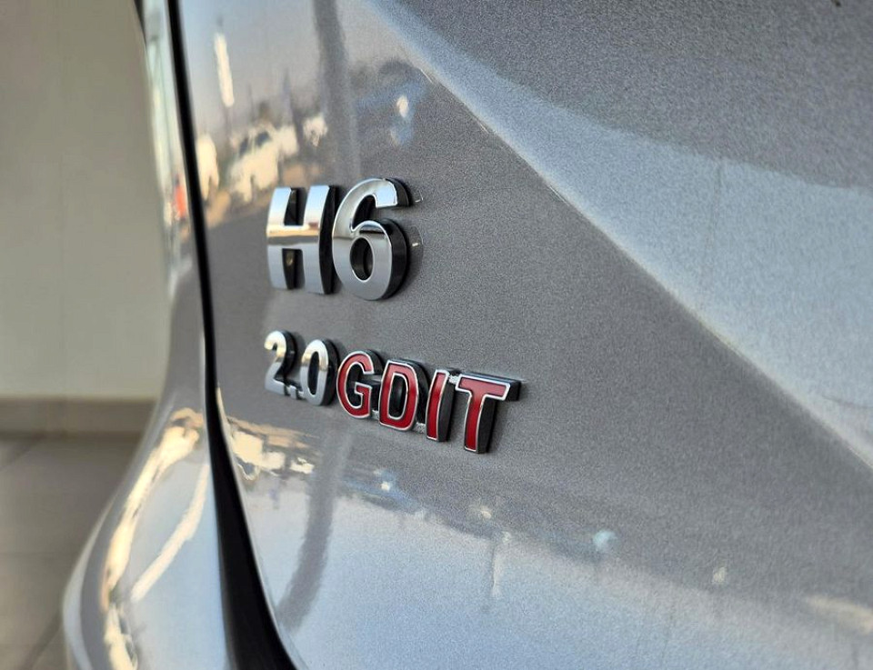 Photo 25 of 27