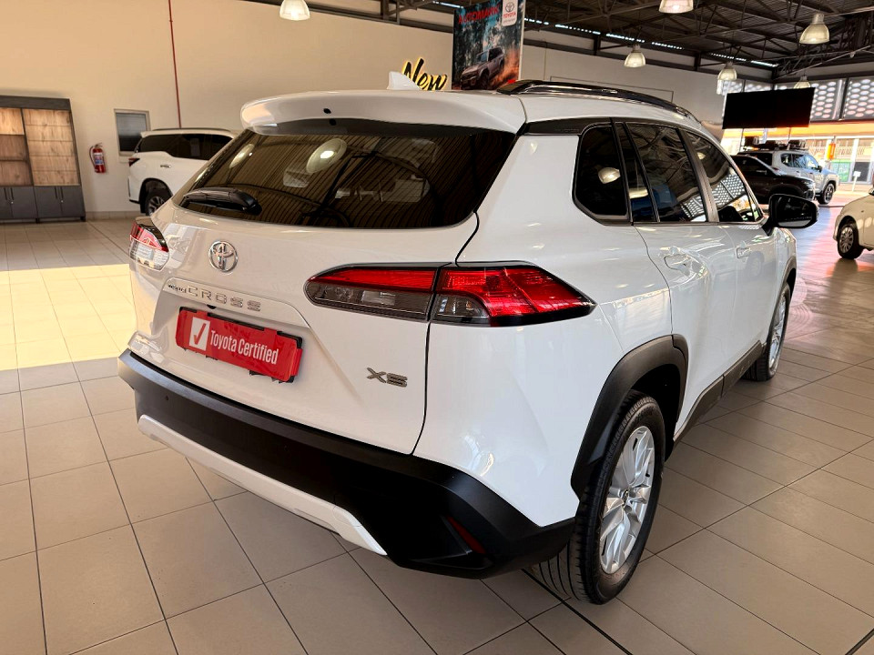 Photo 16 of 25