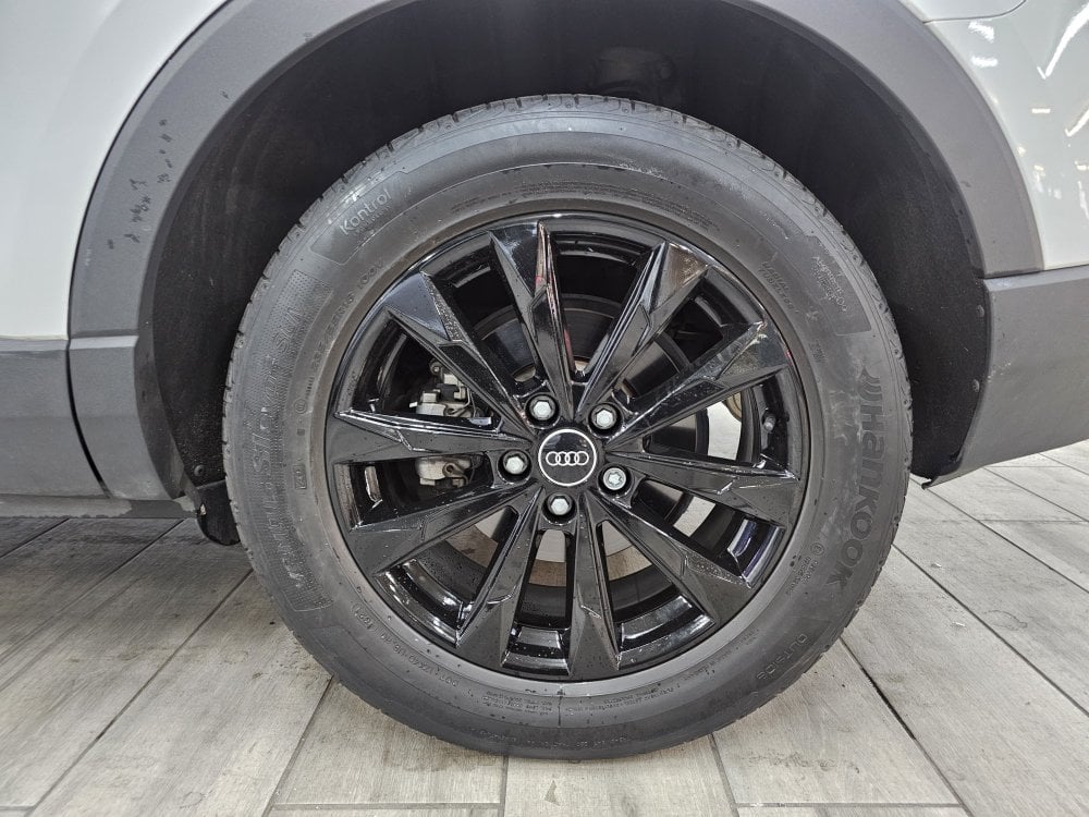 Photo 4 of 13