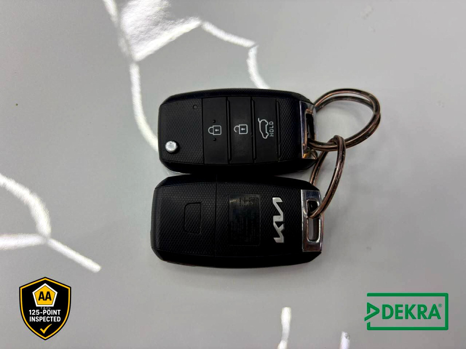 Photo 19 of 23