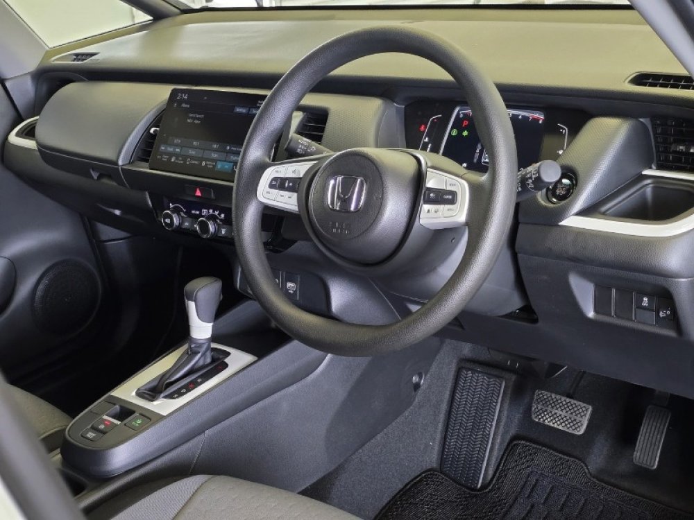 Photo 17 of 25
