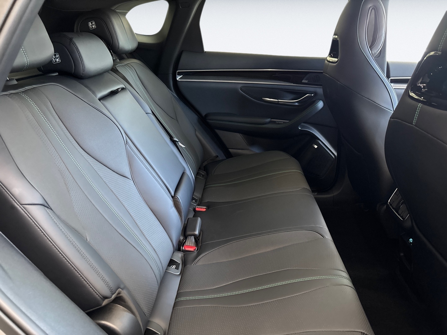 Photo 17 of 20