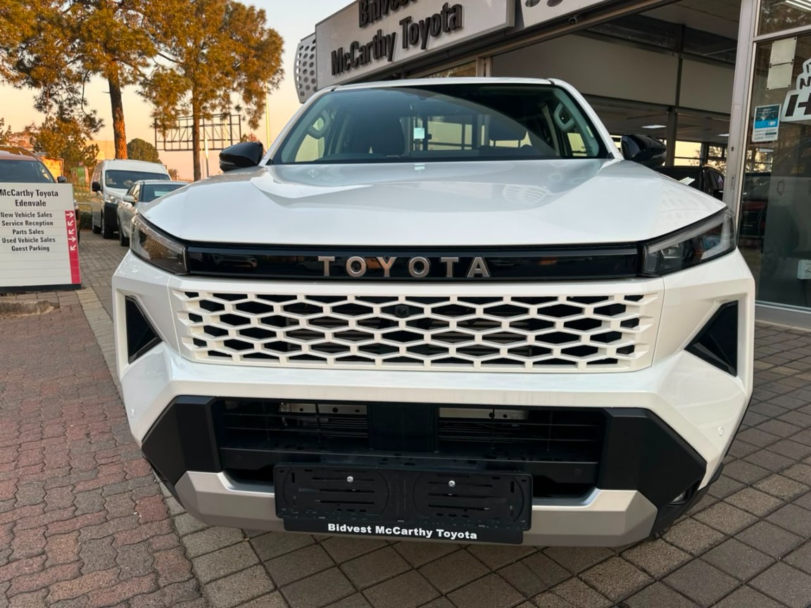 Photo 3 of 23