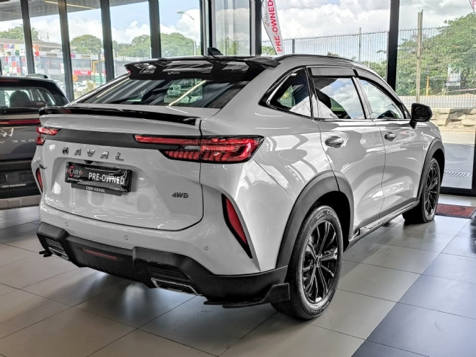 Photo 4 of 9