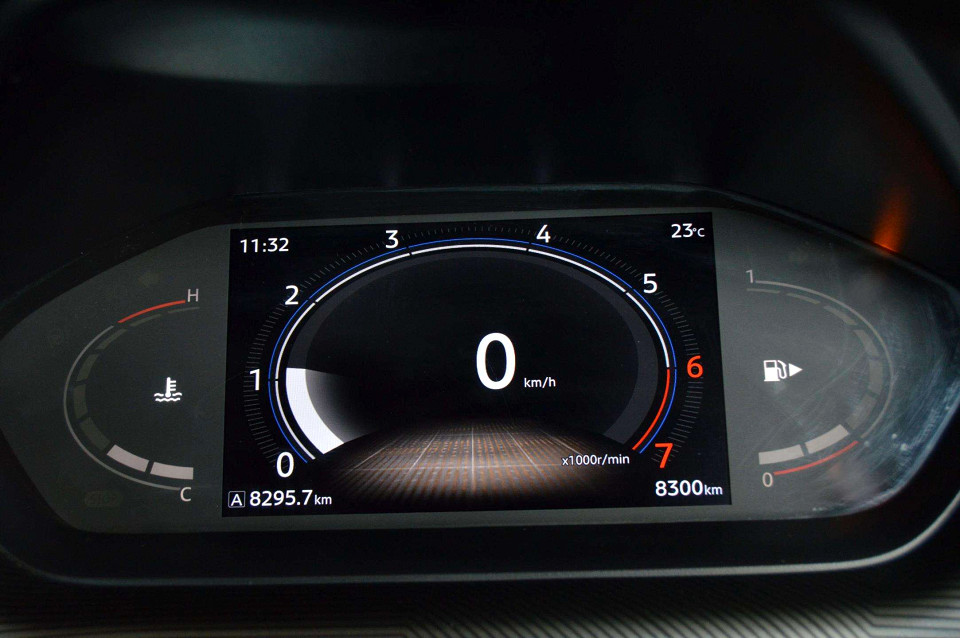 Photo 11 of 12