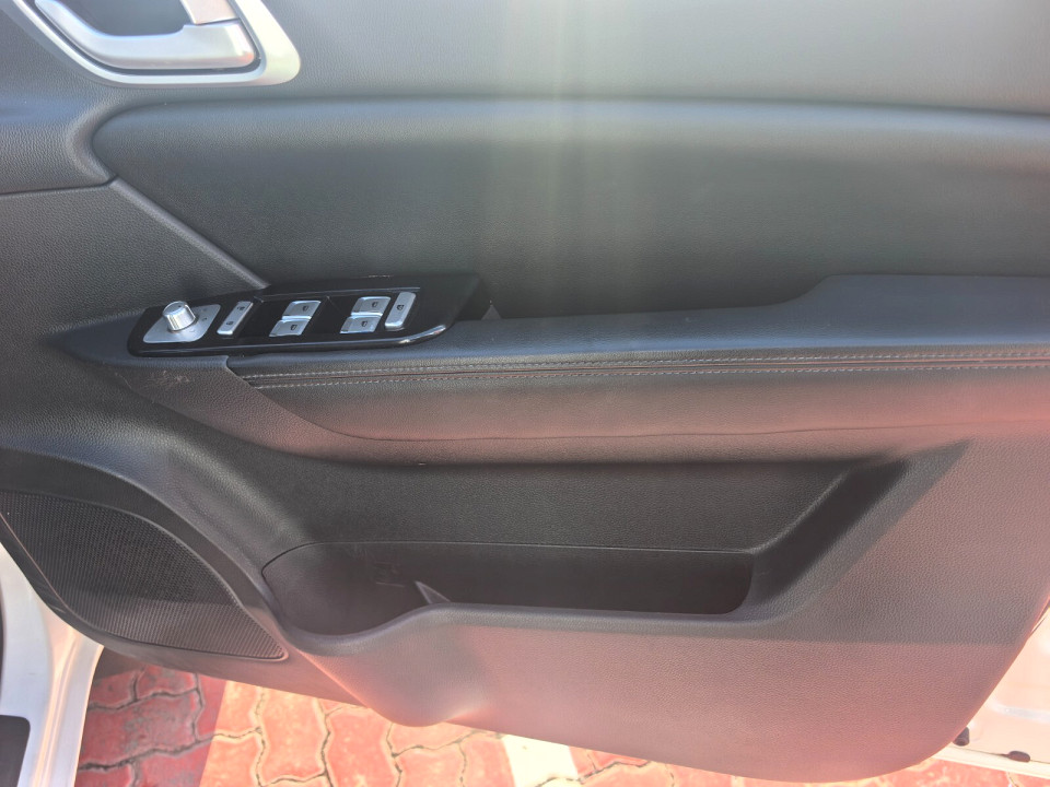 Photo 20 of 21