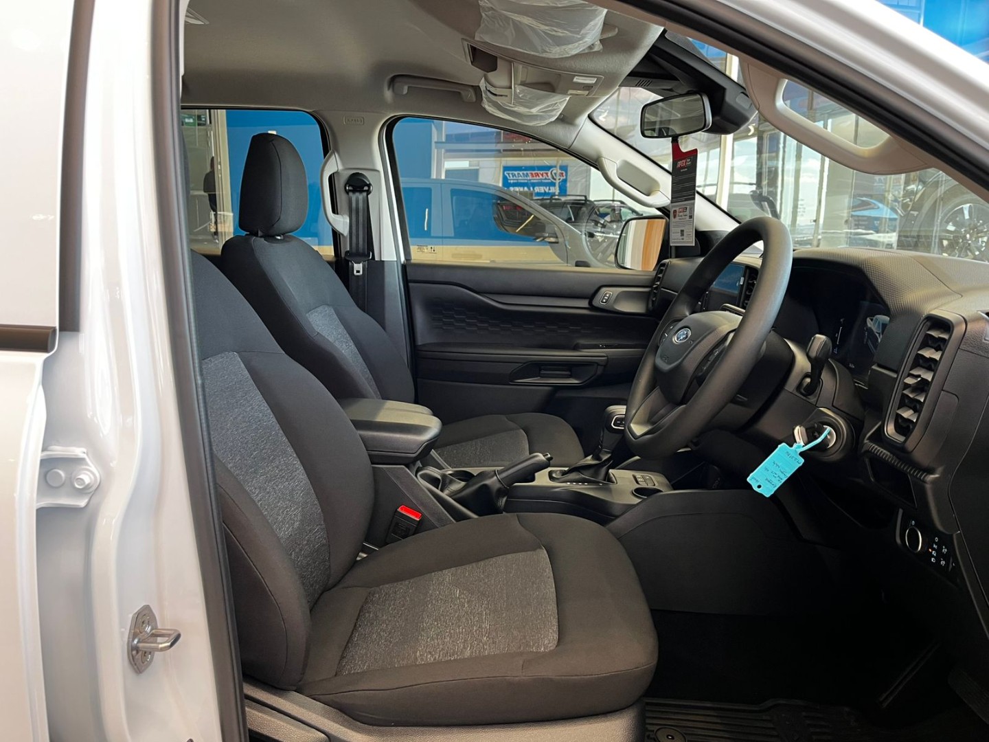 Photo 27 of 31