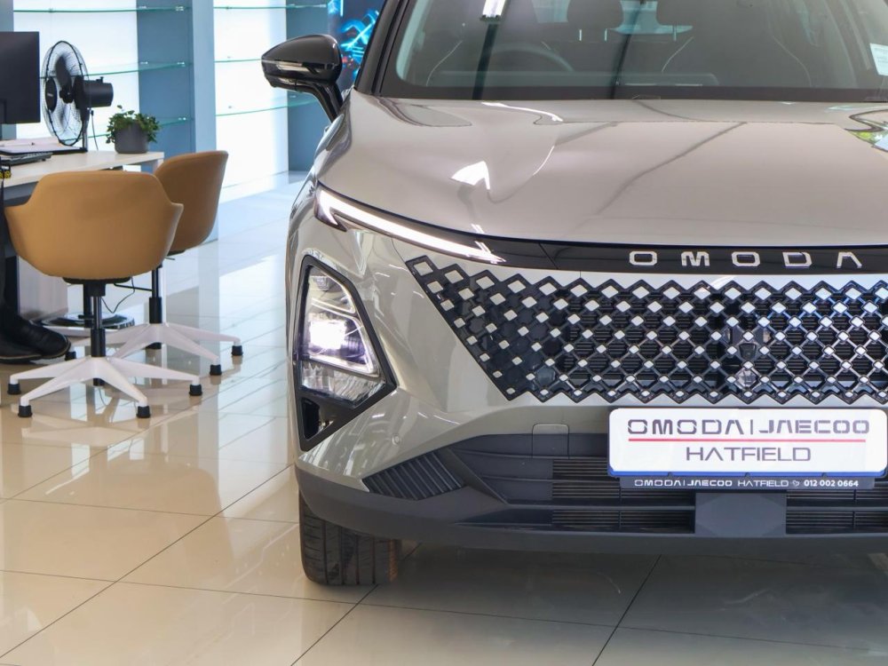 Photo 3 of 16