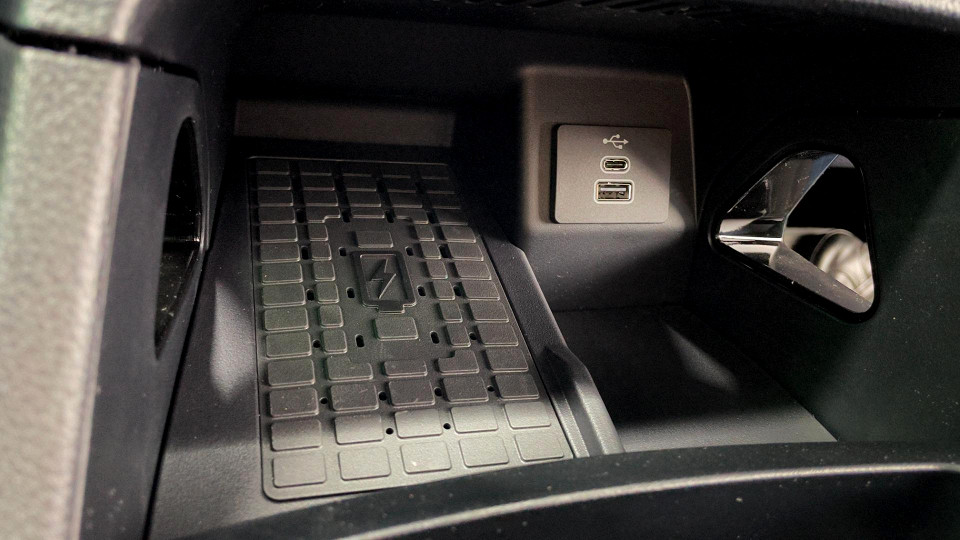 Photo 18 of 21
