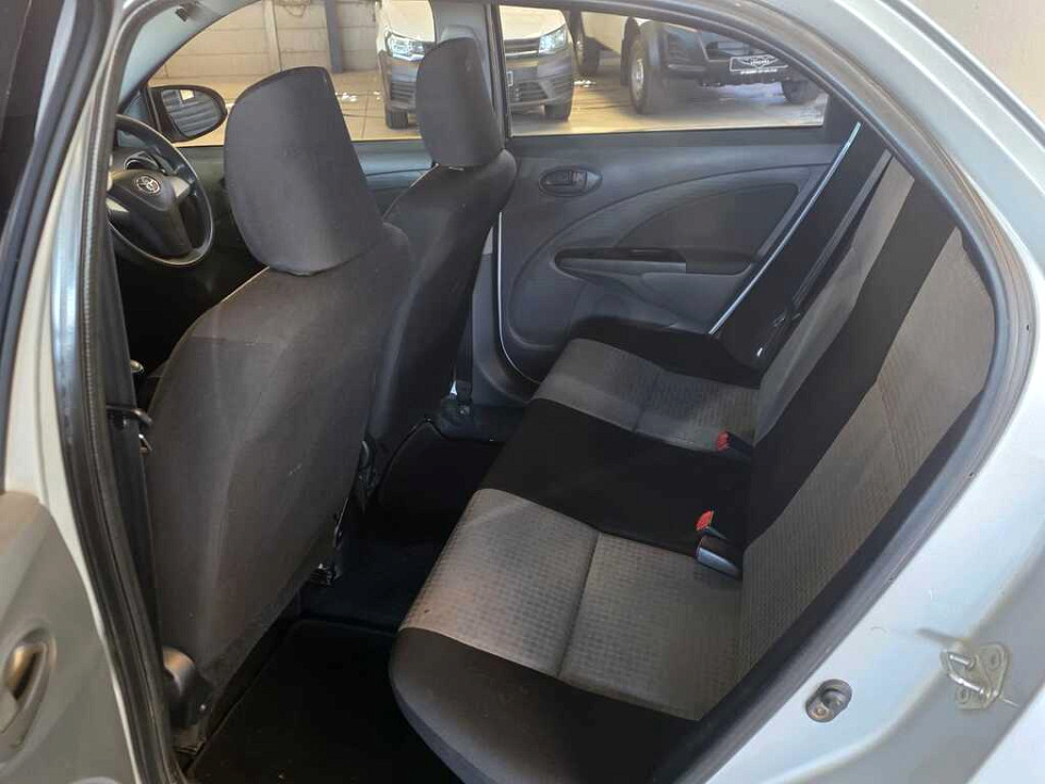 Photo 6 of 20