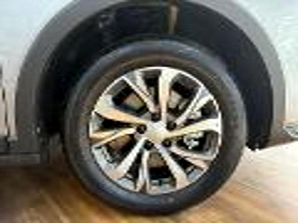 Photo 10 of 20